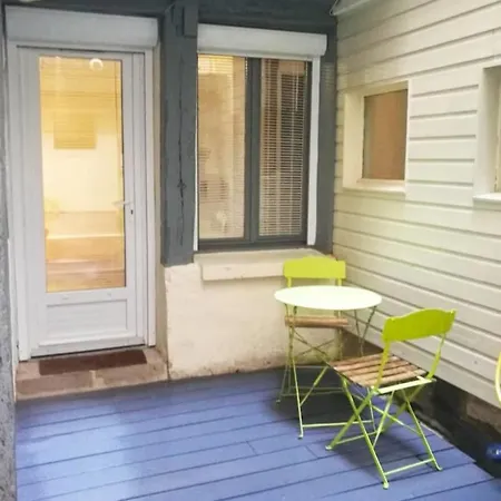 Apartmán Charming Renovated Studio In The Center Of Rouen Rouen
